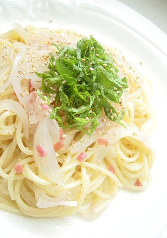 冷製☆梅と玉ねぎの和風パスタ-レシピのメイン写真