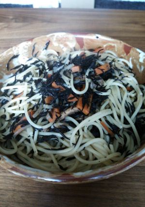 残ったひじき煮でパスタ-レシピのメイン写真