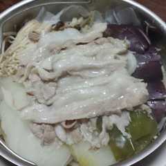 รูปของ たっぷり野菜と豚肉の蒸しサラダ