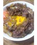 給料日 料理初心者に贅沢｢すき焼き肉丼」