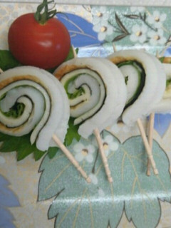 お弁当に~ちくわ海苔シソチーズ巻き-レシピのメイン写真