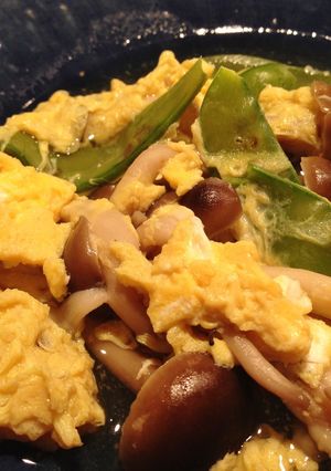 おうち和食☆絹さやとしめじの卵とじ-レシピのメイン写真