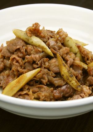 牛肉とごぼうの炒めものインゆず胡椒-レシピのメイン写真