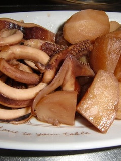じゃが芋(又は里芋)とイカ♪の煮物^^-レシピのメイン写真