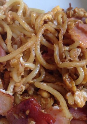 ベーコンスクランブルエッグ焼きそば-レシピのメイン写真