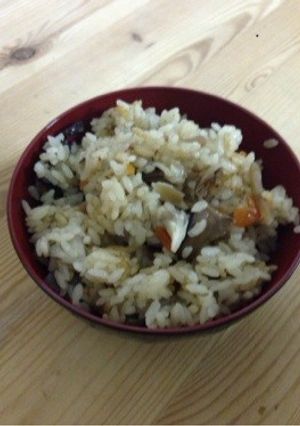 ダッチオーブンで作る舞茸炊込みご飯-レシピのメイン写真