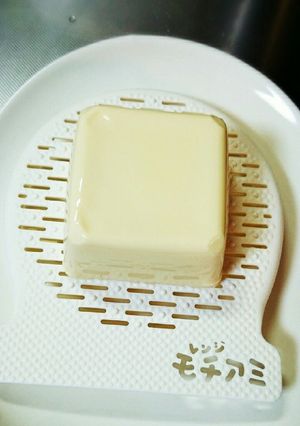 ペーパー不要！豆腐の水切りに便利なアレ♡-レシピのメイン写真