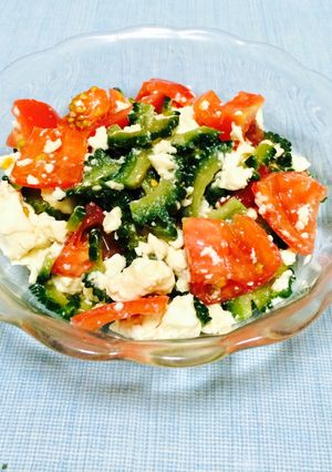 ゴーヤと豆腐とトマトの簡単サラダ-レシピのメイン写真