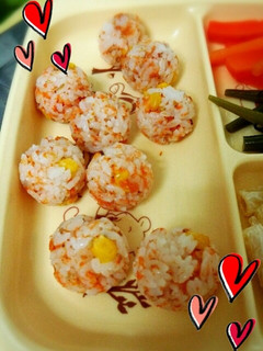 にんじんふりかけでおにぎり-レシピのメイン写真