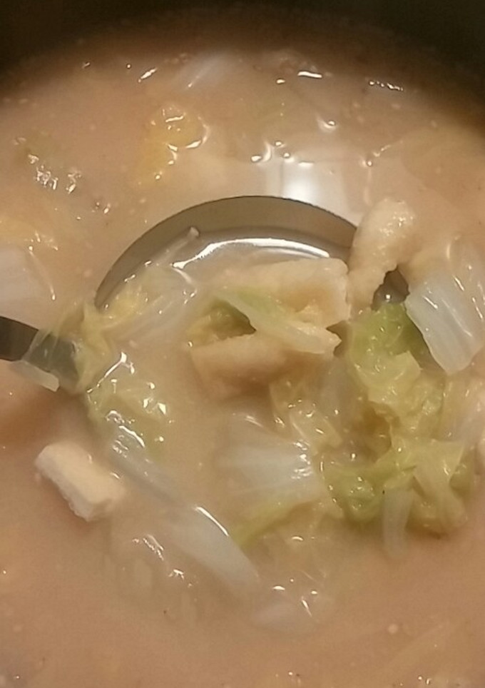 白菜と油揚げのすりごま味噌汁-レシピのメイン写真