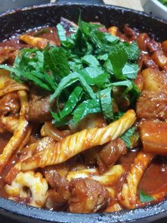 韓国料理・豚とイカの甘辛炒め-レシピのメイン写真