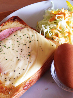 簡単!ハムマヨチーズトースト♪-レシピのメイン写真