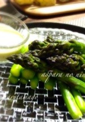 茹でアスパラ♡ニンニクディップ添え☺︎-レシピのメイン写真