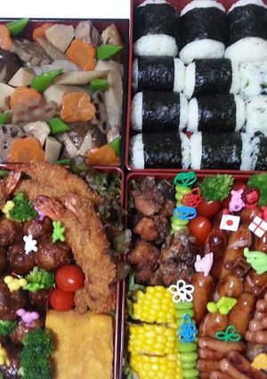 2014大人4人子供4人運動会弁当-レシピのメイン写真