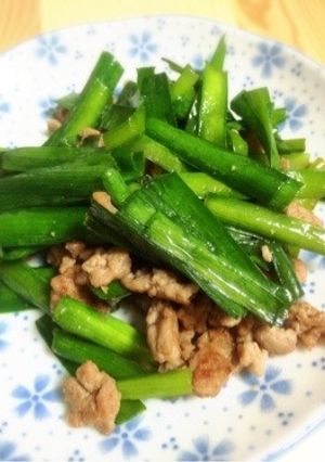 にら！！とひき肉炒め♡-レシピのメイン写真