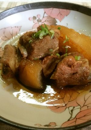 ダシいらず！スペアリブと大根の煮物-レシピのメイン写真