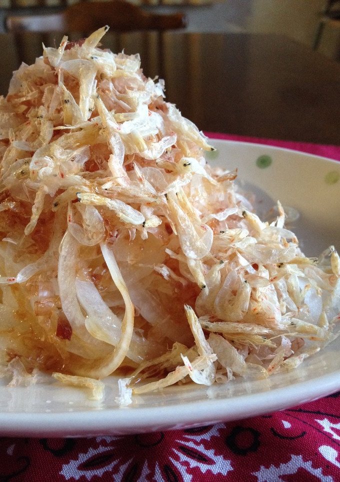 旬の味をおいしく〜新玉ねぎのサラダ-レシピのメイン写真