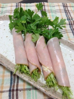 セロリー(セロリ)のハム巻き-レシピのメイン写真