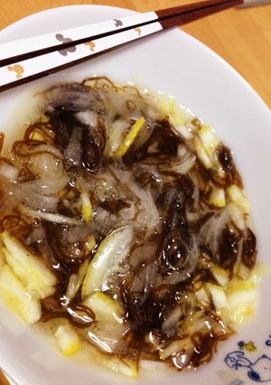 新玉ねぎともずくとレモン-レシピのメイン写真