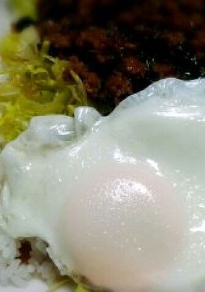 夏バテに！豚ニラスタミナ丼-レシピのメイン写真