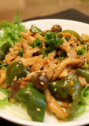 ご飯がすすむ♫簡単豚コマきのこマヨ甜麺醤-レシピのメイン写真