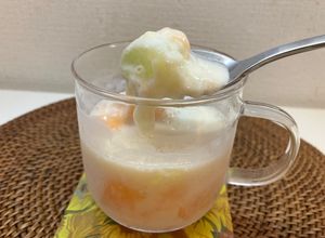 冷凍メロンとヨーグルトのシェイク♪-レシピのメイン写真
