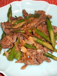 牛肉とアスパラのオイスターソース炒め-レシピのメイン写真