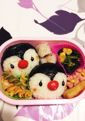 覚書☆ペンギンおにぎり〜キャラ弁♡-レシピのメイン写真