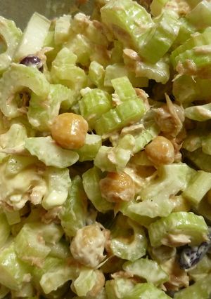 セロリとお豆のツナマヨサラダ-レシピのメイン写真