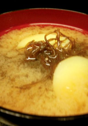 じゃがいもともずくの味噌汁♪-レシピのメイン写真