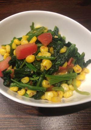 ほうれん草とトマトのバターソテー-レシピのメイン写真
