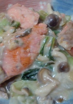 ☆簡単♪鮭とチンゲン菜のクリーム煮☆-レシピのメイン写真