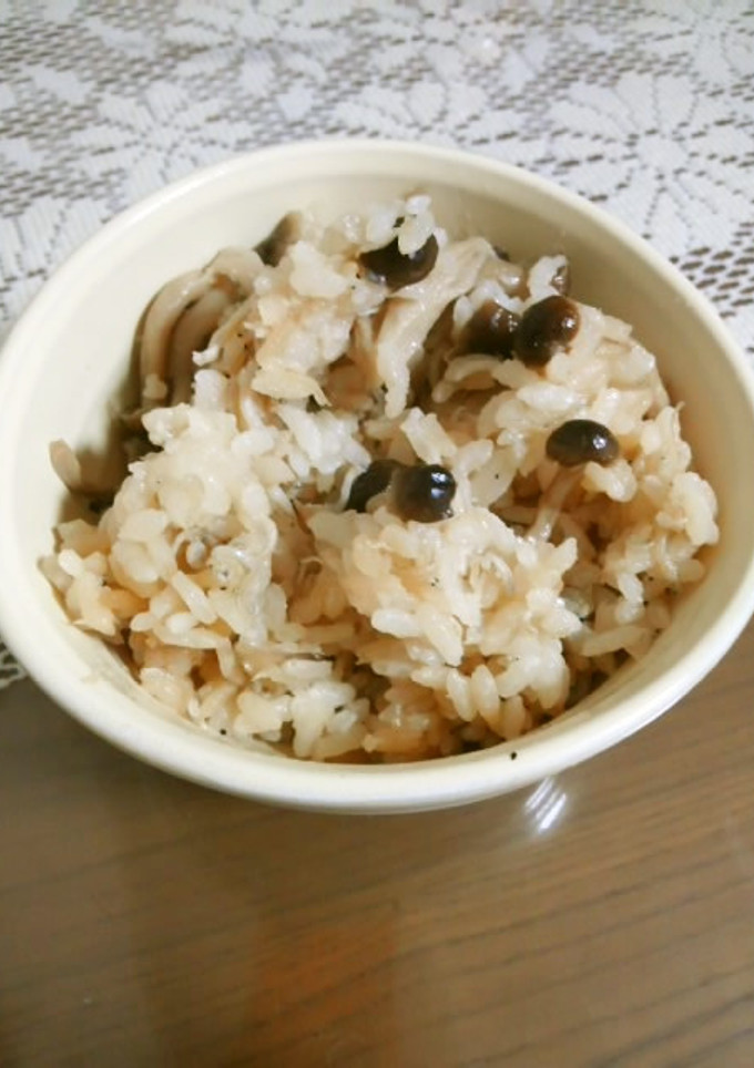 しめじとじゃこの炊き込みご飯-レシピのメイン写真
