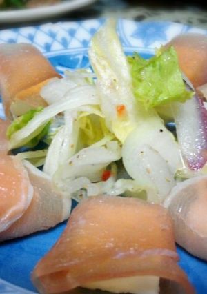 簡単！生ハムでクリチ巻き-レシピのメイン写真