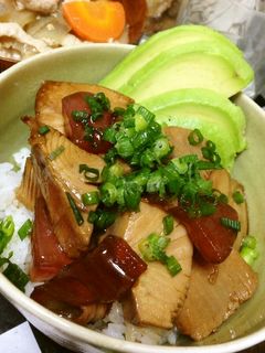 ☮アボカドと鮪漬け炙り丼☮-レシピのメイン写真