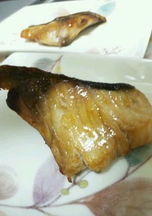 まずはコヤツにて！ぶりのさっぱり照り焼き-レシピのメイン写真