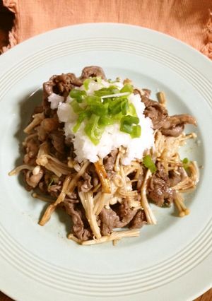 ５分簡単☆さっぱり味の牛肉とエノキ炒め-レシピのメイン写真
