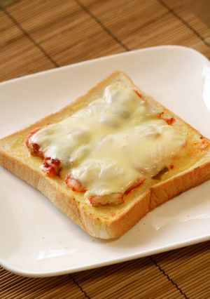 私の大好き♡キムチーズトースト-レシピのメイン写真