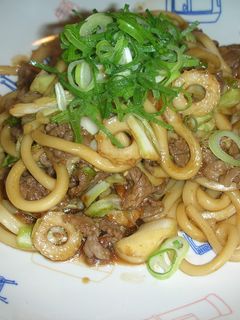 我が家の焼きうどんは焼肉たれ味!-レシピのメイン写真