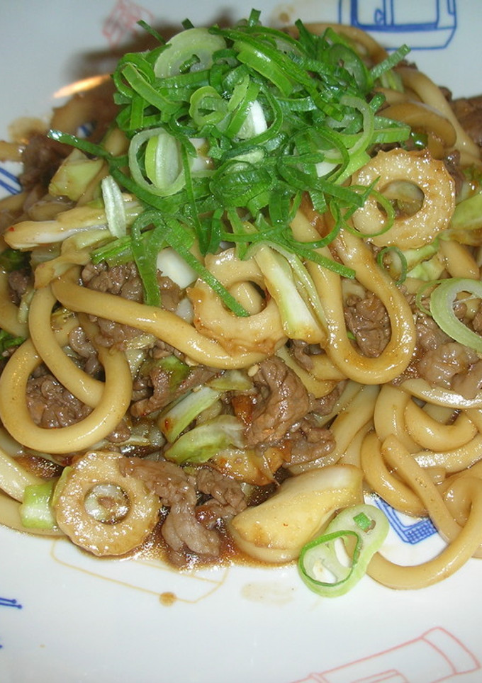 我が家の焼きうどんは焼肉たれ味！-レシピのメイン写真