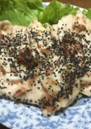 驚きの柔らかさ！鶏ムネ肉で冷やし梅山葵-レシピのメイン写真