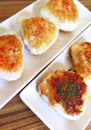 フライパンで焼きおにぎり♪みそ味と醤油味-レシピのメイン写真