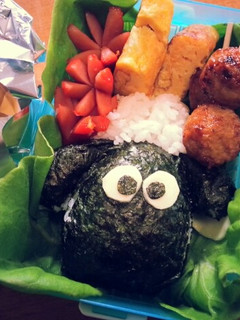 頭からパクリ♪ひつじのショーンキャラ弁♪-レシピのメイン写真
