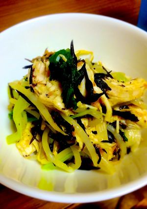 やみつき！！鶏胸肉とひじきの梅肉和え-レシピのメイン写真