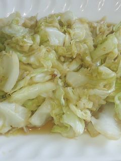 手ちぎりキャベツ炒め (手撕包菜)-レシピのメイン写真