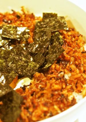 バター醤油でカリカリ、しらす丼半熟卵のせ-レシピのメイン写真