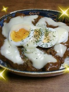 カレーが残ったら?簡単チーズカレードリア-レシピのメイン写真
