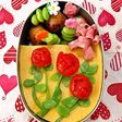 アカツメクサのオムライス【キャラ弁】