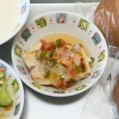 รูปของ 【保育所給食】魚のエスカベージュ