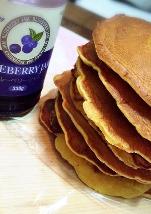 もっちりニンジンパンケーキ-レシピのメイン写真